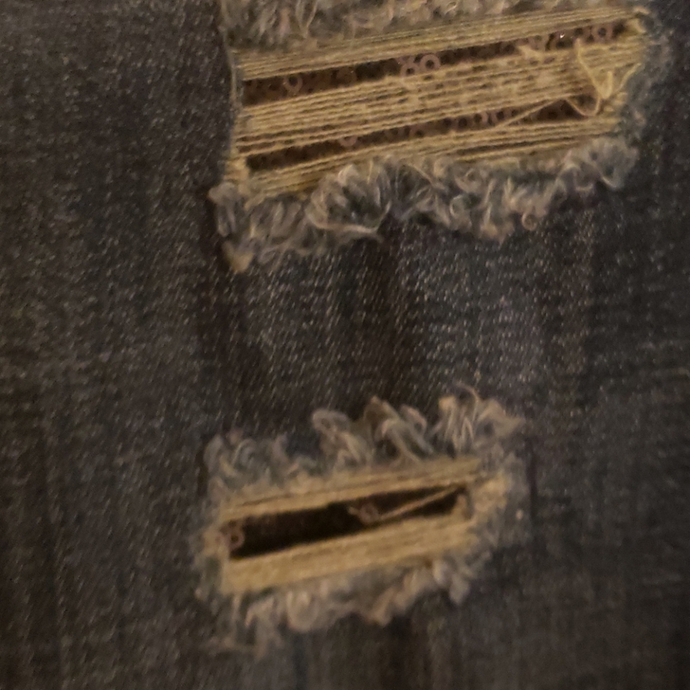 Capris - Picture 5 of 6